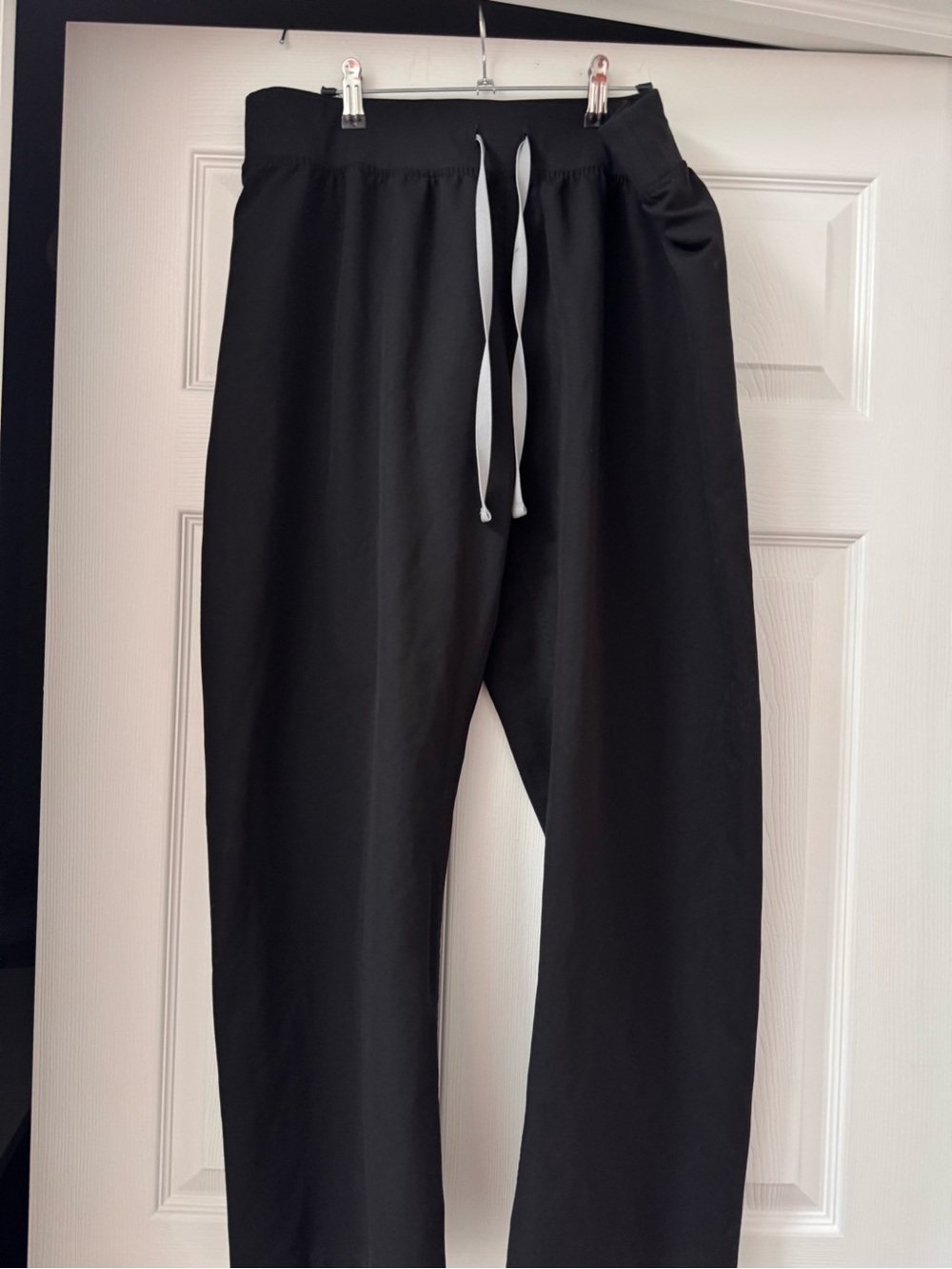 FIGS Women’s Livingston High Wasited Black Scrub Pants - XLP